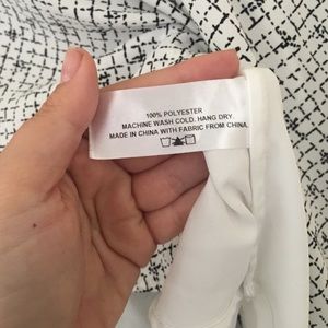 MM Lafleur Tops - MM Lafleur Didion Blouse XL White Black Print MM Lafleur Tops - MM Lafleur Didion Blouse XL White Black Print